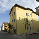 Villa Fiore